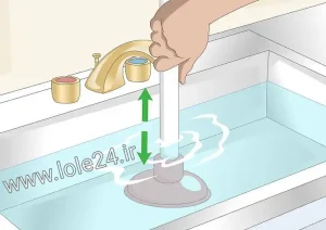 باز کردن لوله با تلمبه چاه بازکنی